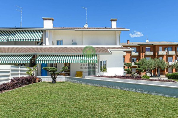 casa indipendente in vendita a Mussolente in zona Casoni