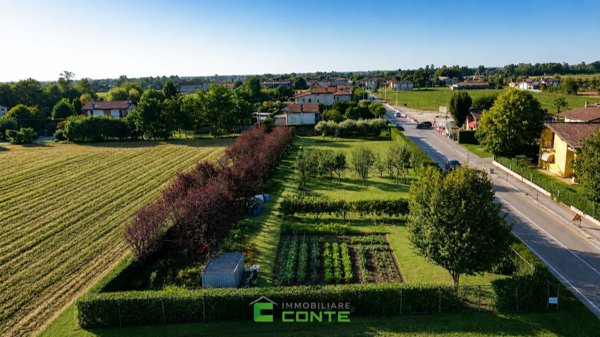 terreno agricolo in vendita a Mussolente in zona Casoni