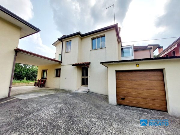 intera palazzina in vendita a Mussolente