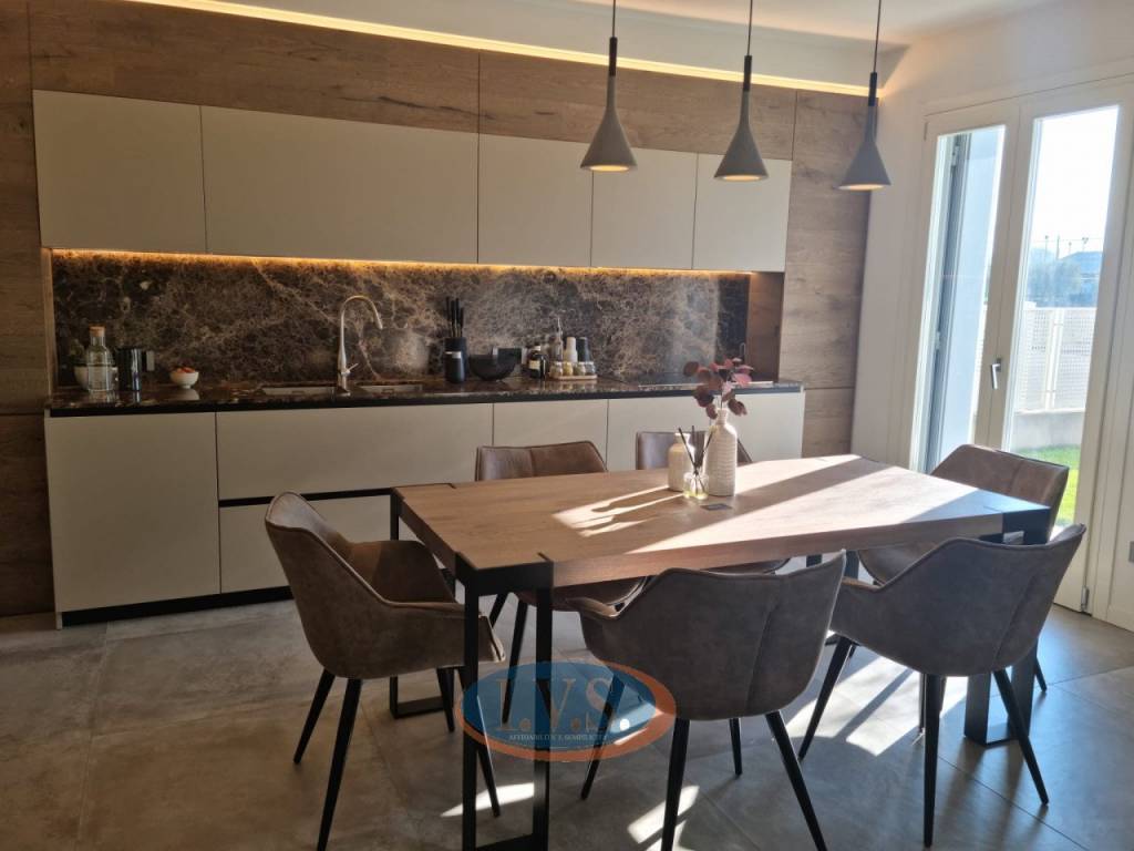 casa indipendente in vendita a Nanto in zona Bosco di Nanto