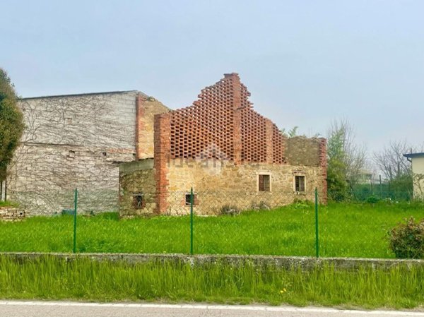 appartamento in vendita a Nanto