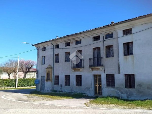 casa indipendente in vendita a Nanto in zona Bosco di Nanto