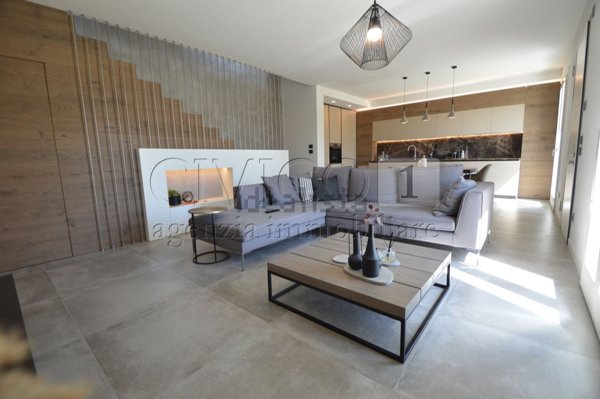 casa indipendente in vendita a Nanto