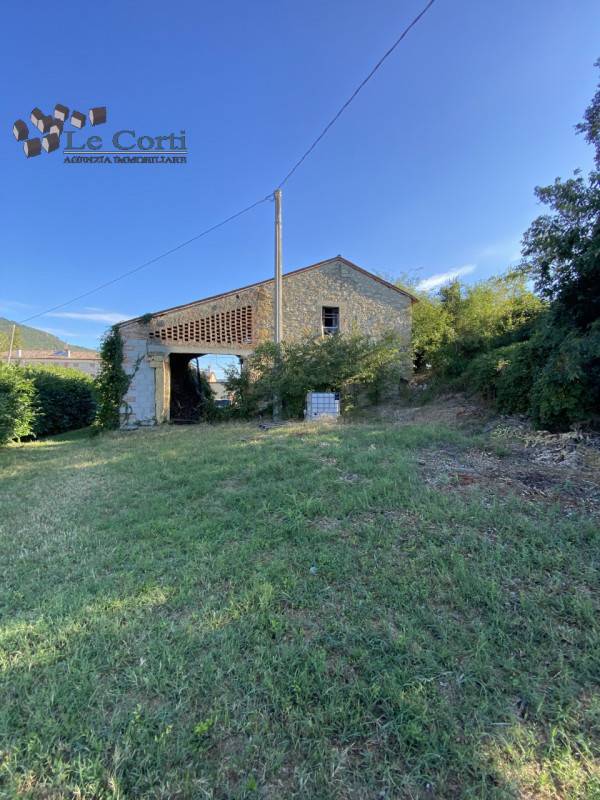 casale in vendita a Nanto