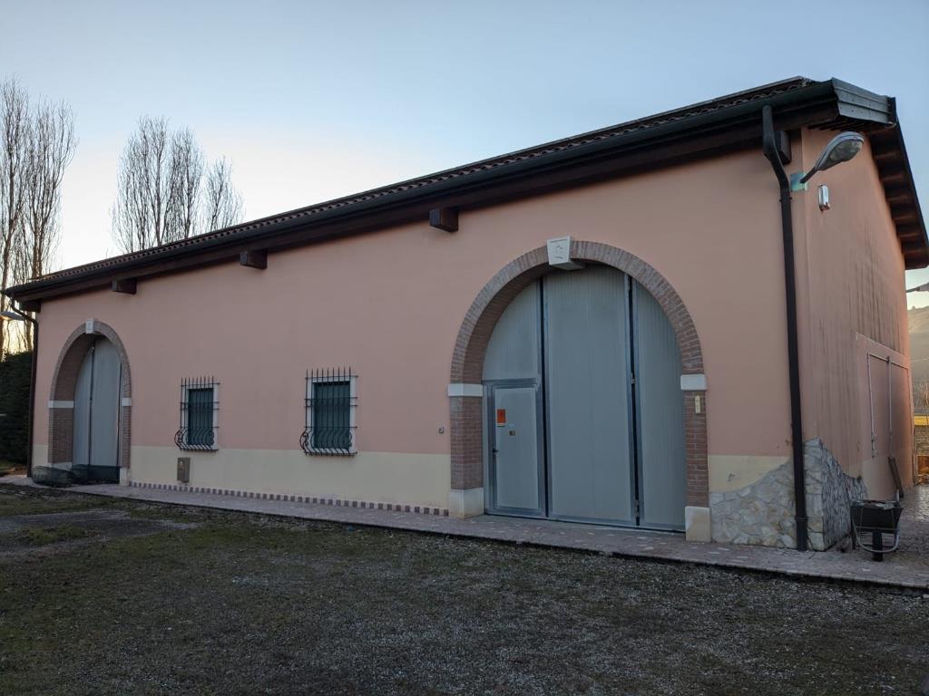 casa semindipendente in vendita a Nanto