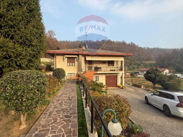 casa indipendente in vendita a Nanto