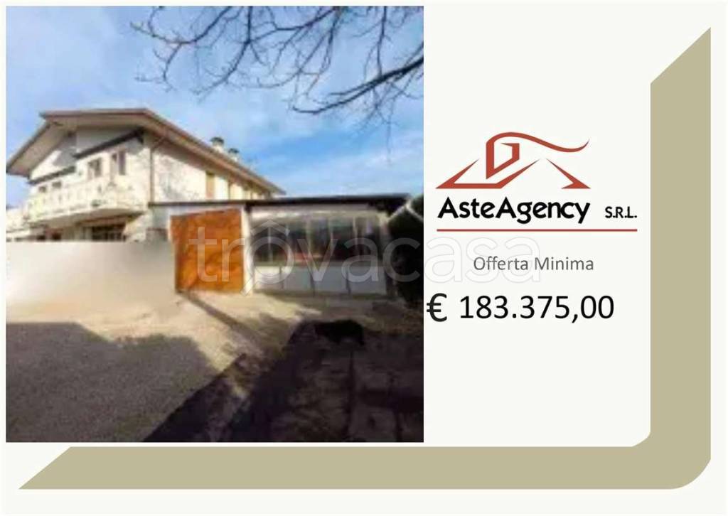 casa indipendente in vendita a Nanto