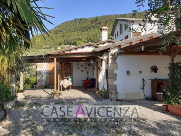 casa indipendente in vendita a Nanto in zona Ponte di Nanto