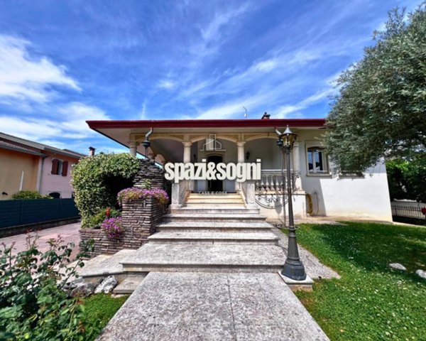 casa indipendente in vendita a Nanto in zona Ponte di Nanto