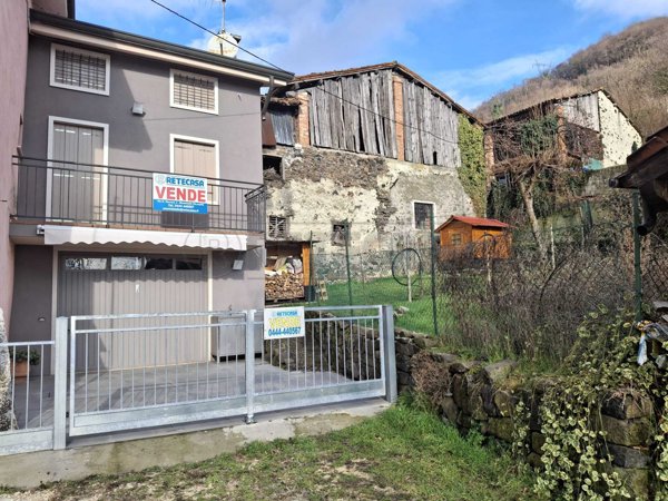casa indipendente in vendita a Nogarole Vicentino in zona Alvese