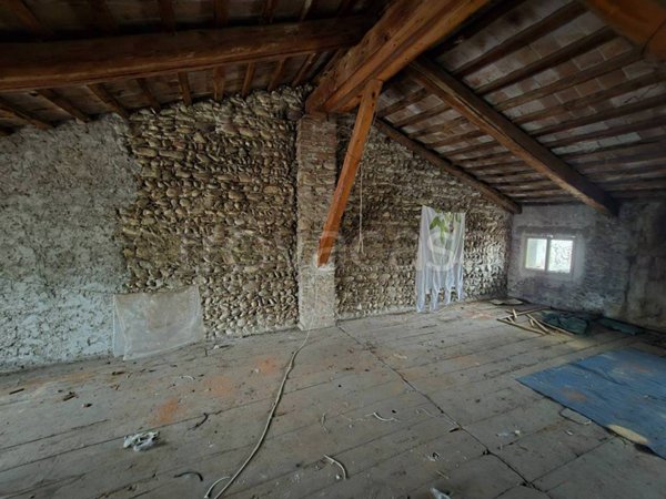 casa indipendente in vendita a Nove