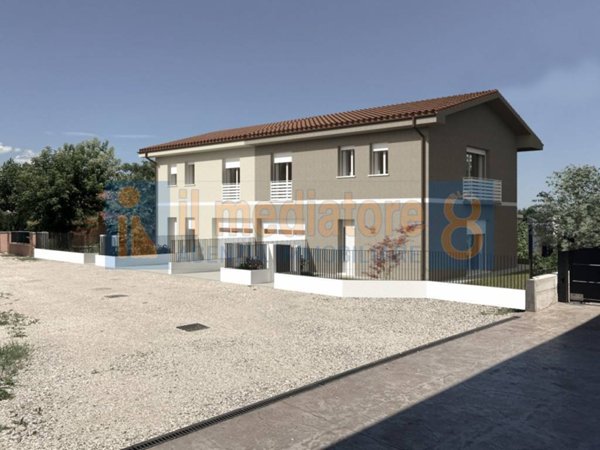 casa indipendente in vendita a Nove