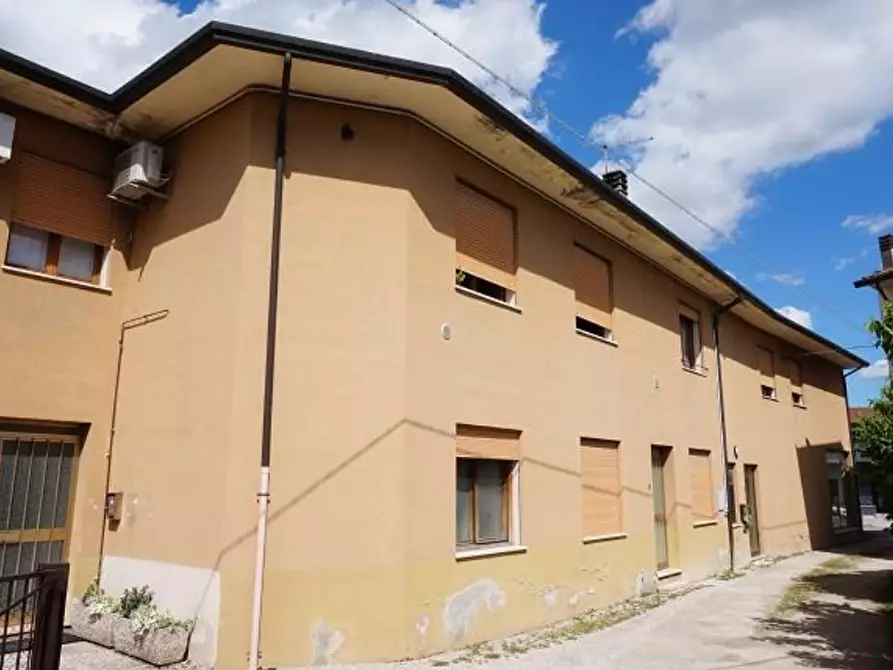 casa indipendente in vendita a Nove