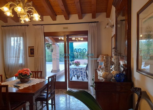 casa indipendente in vendita a Nove