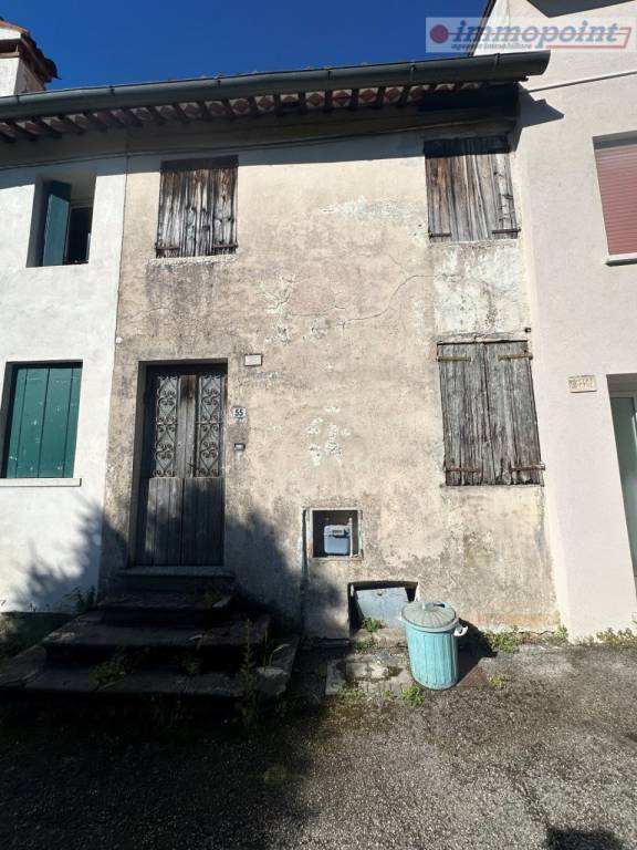casa indipendente in vendita a Nove