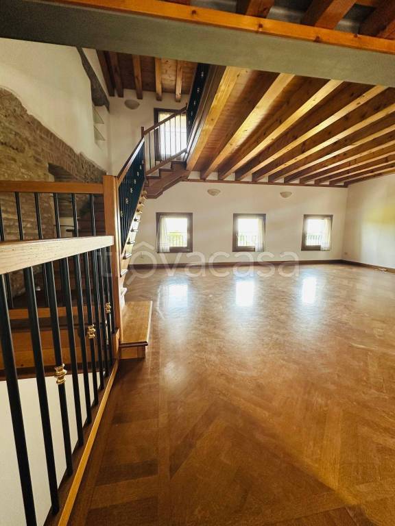 casa indipendente in vendita a Nove