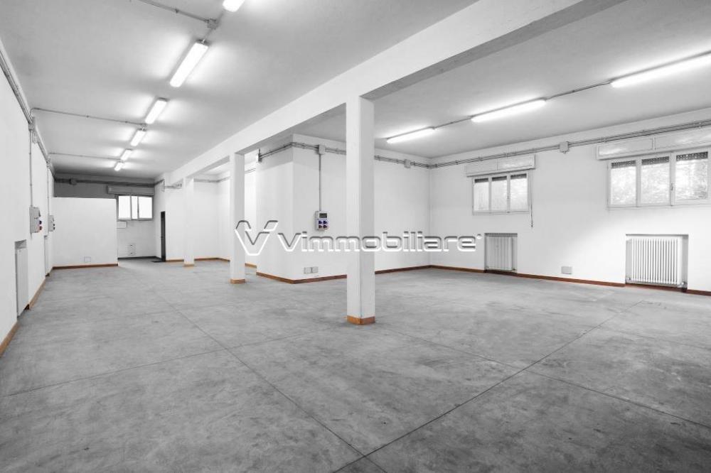 locale di sgombero in vendita a Noventa Vicentina