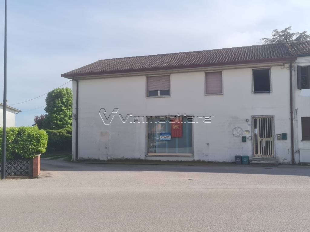 negozio in vendita a Noventa Vicentina