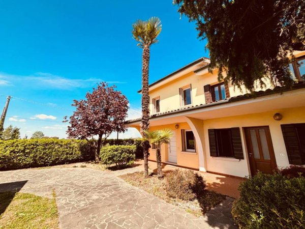 casa indipendente in vendita a Noventa Vicentina