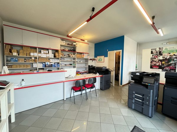 negozio in vendita a Noventa Vicentina