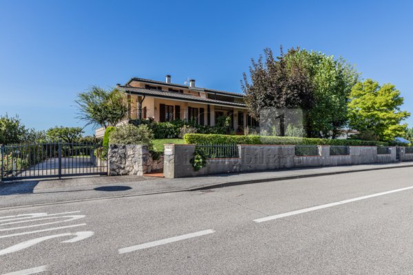 casa indipendente in vendita a Noventa Vicentina