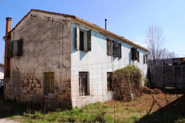 casa indipendente in vendita a Noventa Vicentina