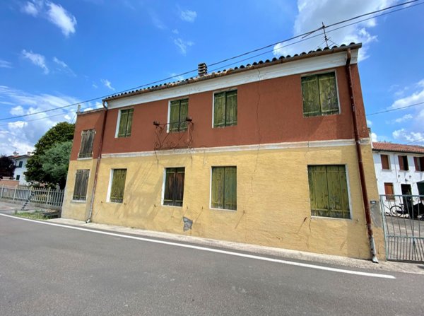 casa indipendente in vendita a Noventa Vicentina