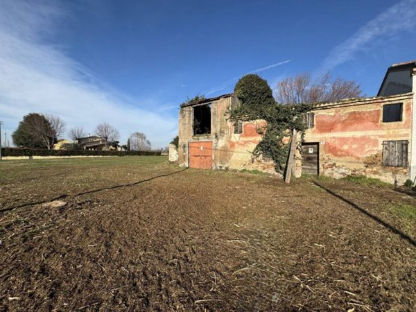 appartamento in vendita a Noventa Vicentina in zona Saline