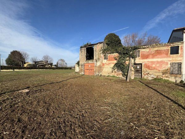 appartamento in vendita a Noventa Vicentina in zona Saline