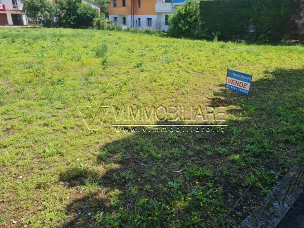 terreno edificabile in vendita a Noventa Vicentina