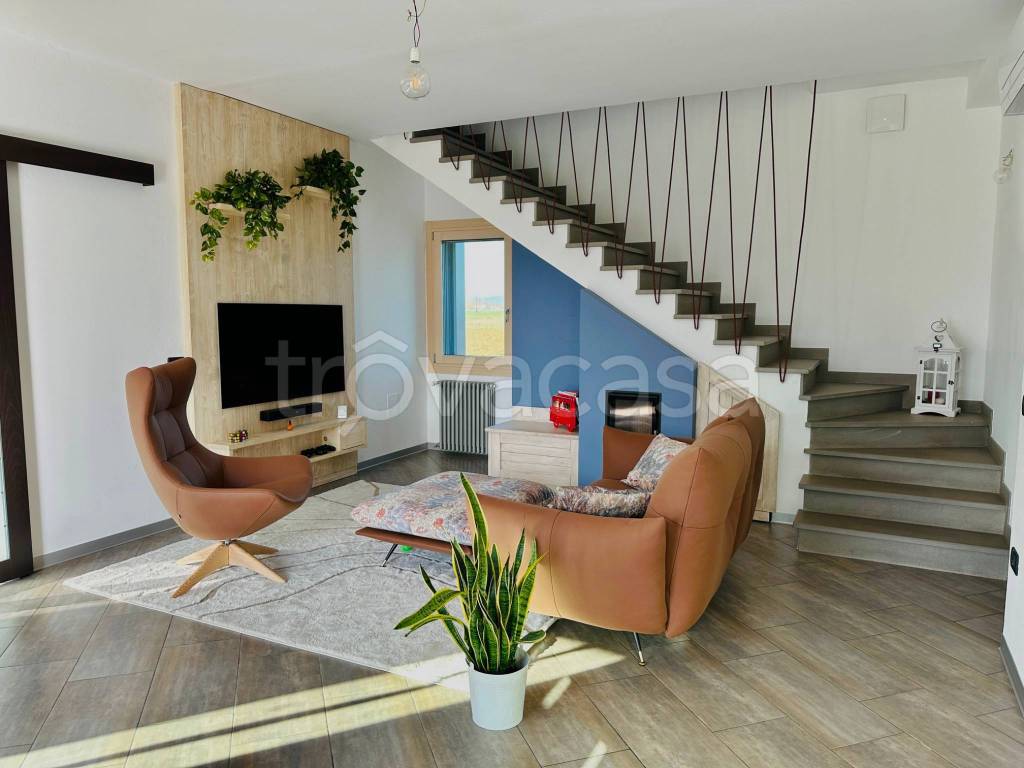 casa indipendente in vendita a Noventa Vicentina