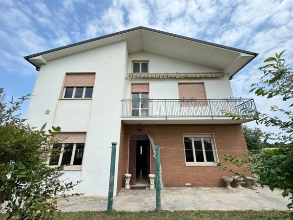 casa indipendente in vendita a Noventa Vicentina