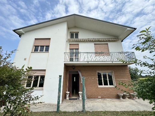 casa indipendente in vendita a Noventa Vicentina