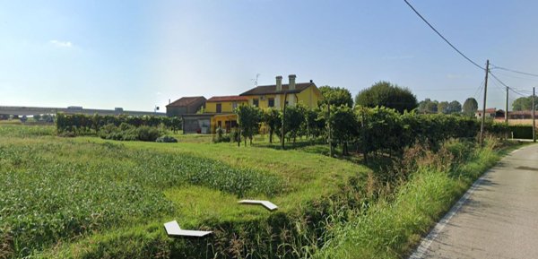 casa indipendente in vendita a Noventa Vicentina