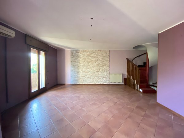 casa indipendente in vendita a Noventa Vicentina