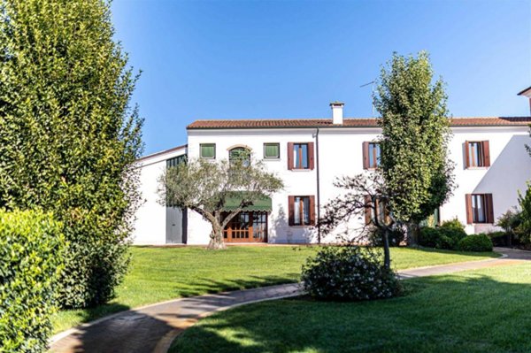 casa indipendente in vendita a Noventa Vicentina