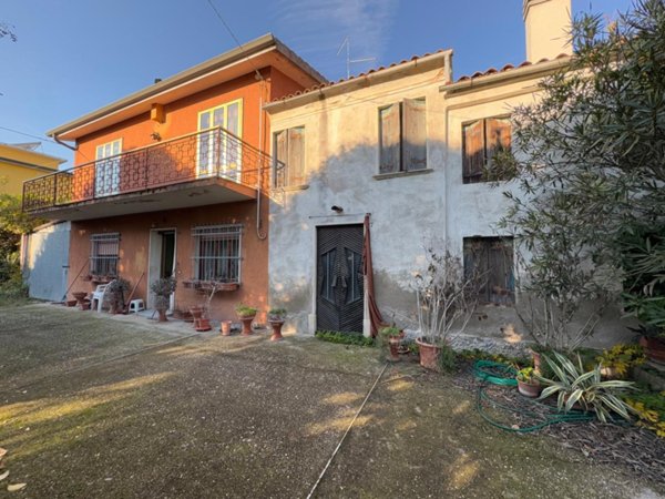 casa indipendente in vendita a Noventa Vicentina