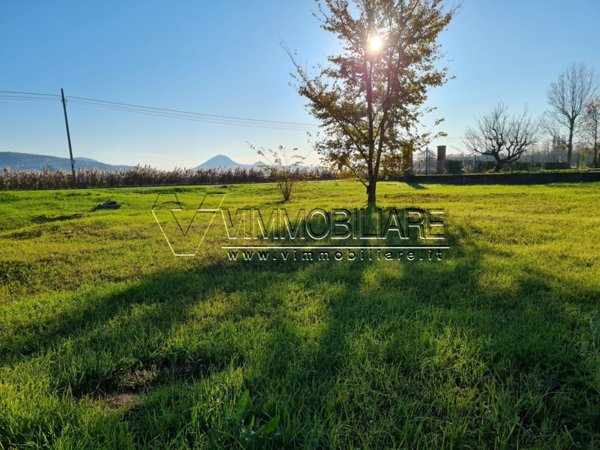 terreno edificabile in vendita a Noventa Vicentina