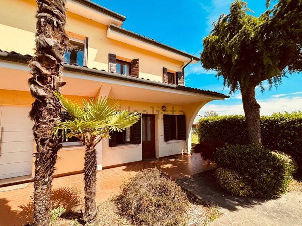 casa indipendente in vendita a Noventa Vicentina