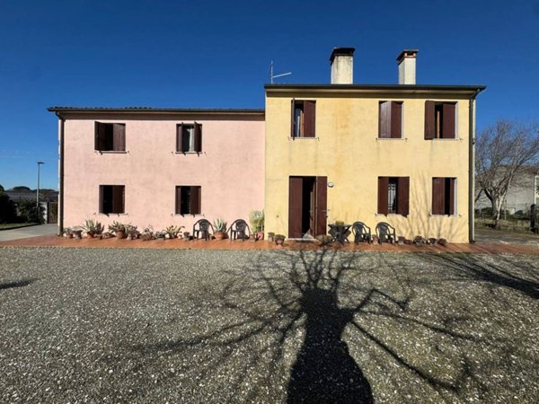 casa indipendente in vendita a Noventa Vicentina