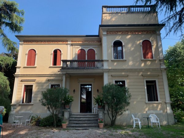 casa indipendente in vendita a Noventa Vicentina