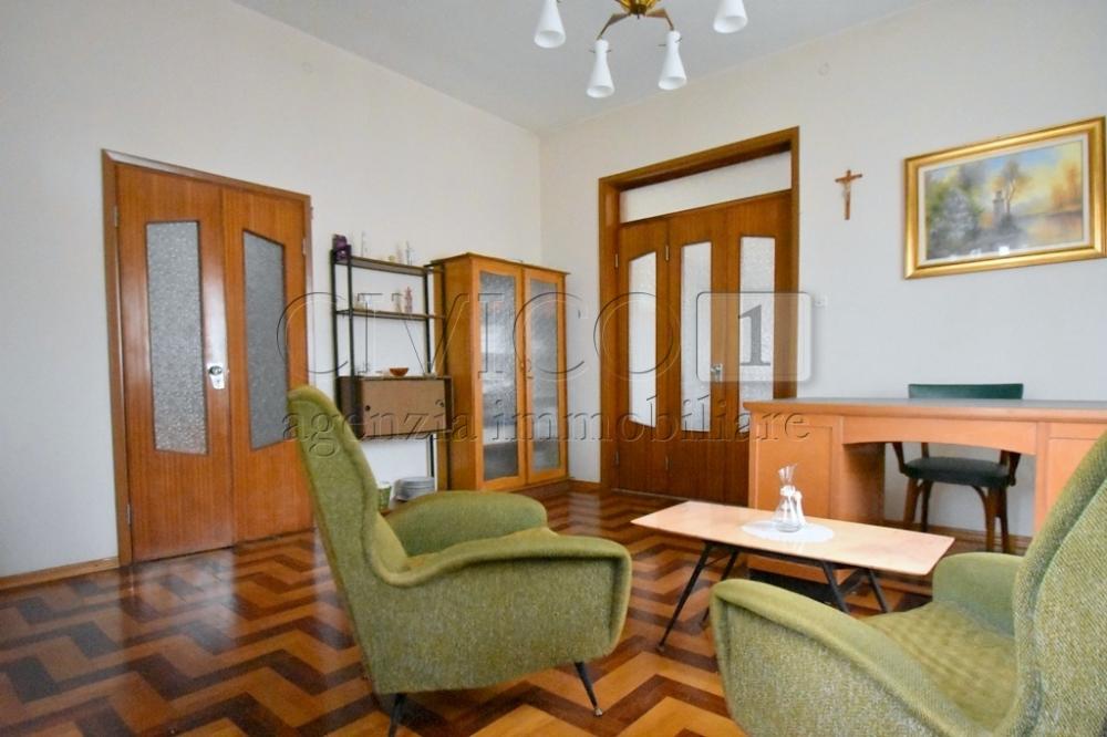 casa indipendente in vendita a Noventa Vicentina