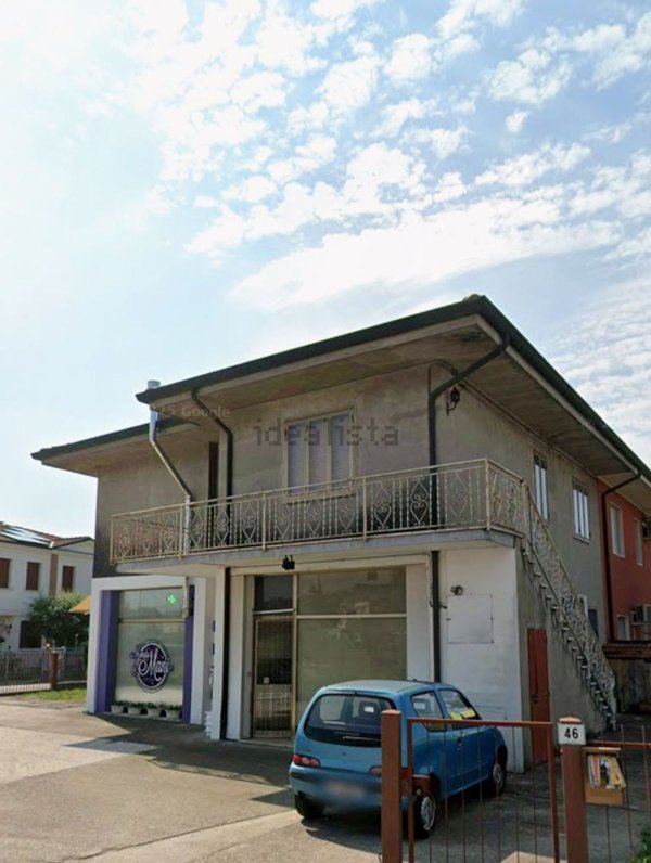 casa indipendente in vendita a Noventa Vicentina