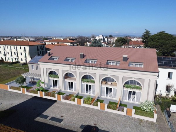 casa indipendente in vendita a Noventa Vicentina