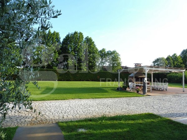 casa indipendente in vendita a Noventa Vicentina in zona Are