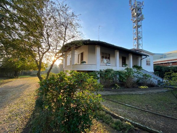 casa indipendente in vendita a Noventa Vicentina