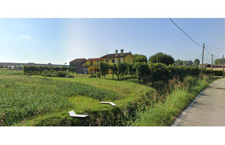 casa indipendente in vendita a Noventa Vicentina