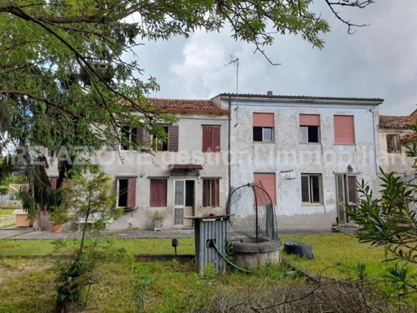 casa indipendente in vendita a Noventa Vicentina in zona Are