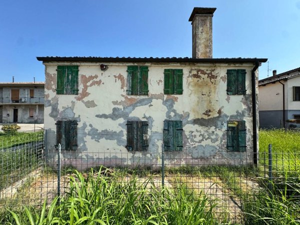 casa indipendente in vendita a Noventa Vicentina