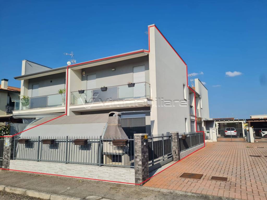 casa indipendente in vendita a Noventa Vicentina